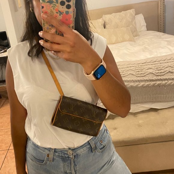 ❌❌❌❌sold ❌❌❌❌Louis Vuitton LV Shoulder Bag Pochette Florentine Browns Monogram - Picture 2 of 10